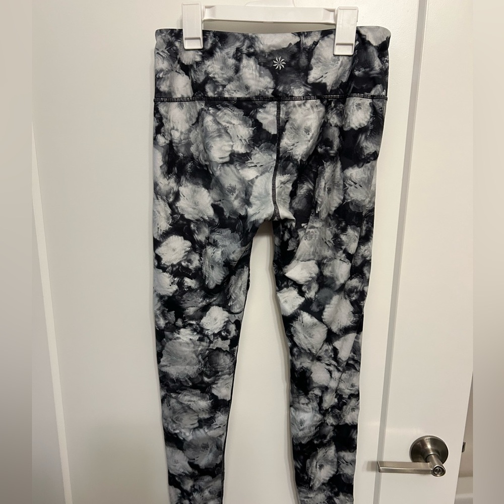 Athleta Floral Crush Chaturanga 7/8 Leggings - Picture 7 of 12